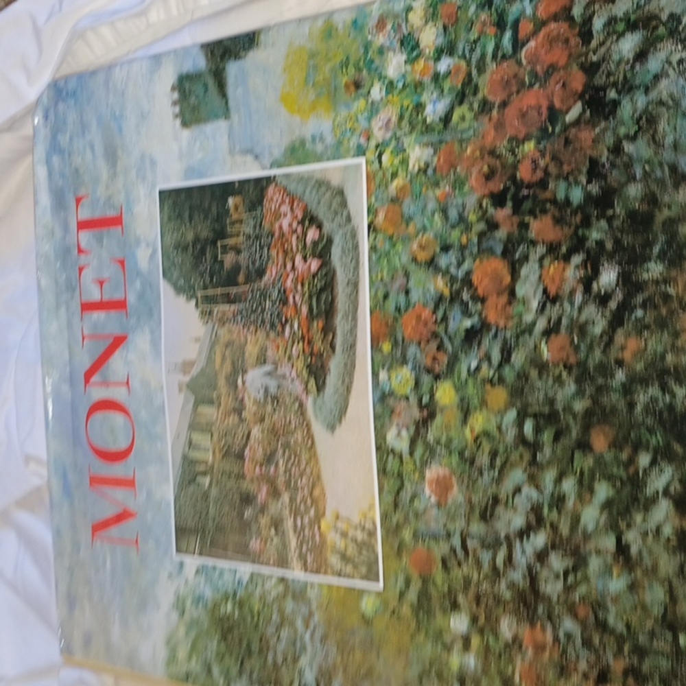 Monet coffee table book 365‎ illustrations